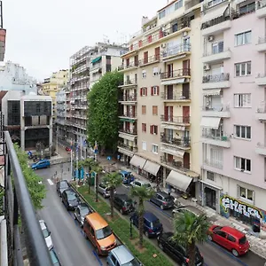 Hippodrome Flatlet Apartament Salonic