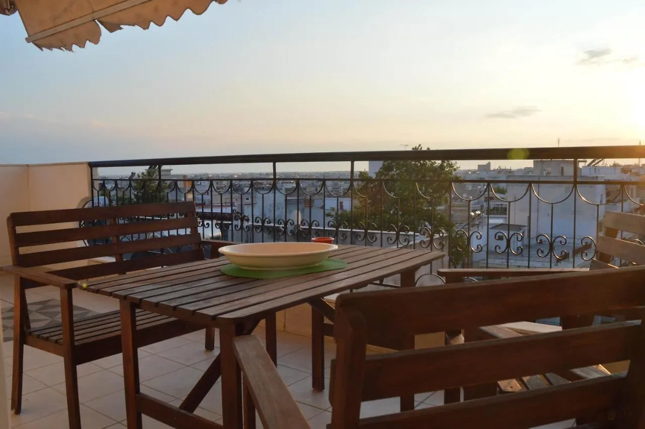 Marina'S Apartment Salonic